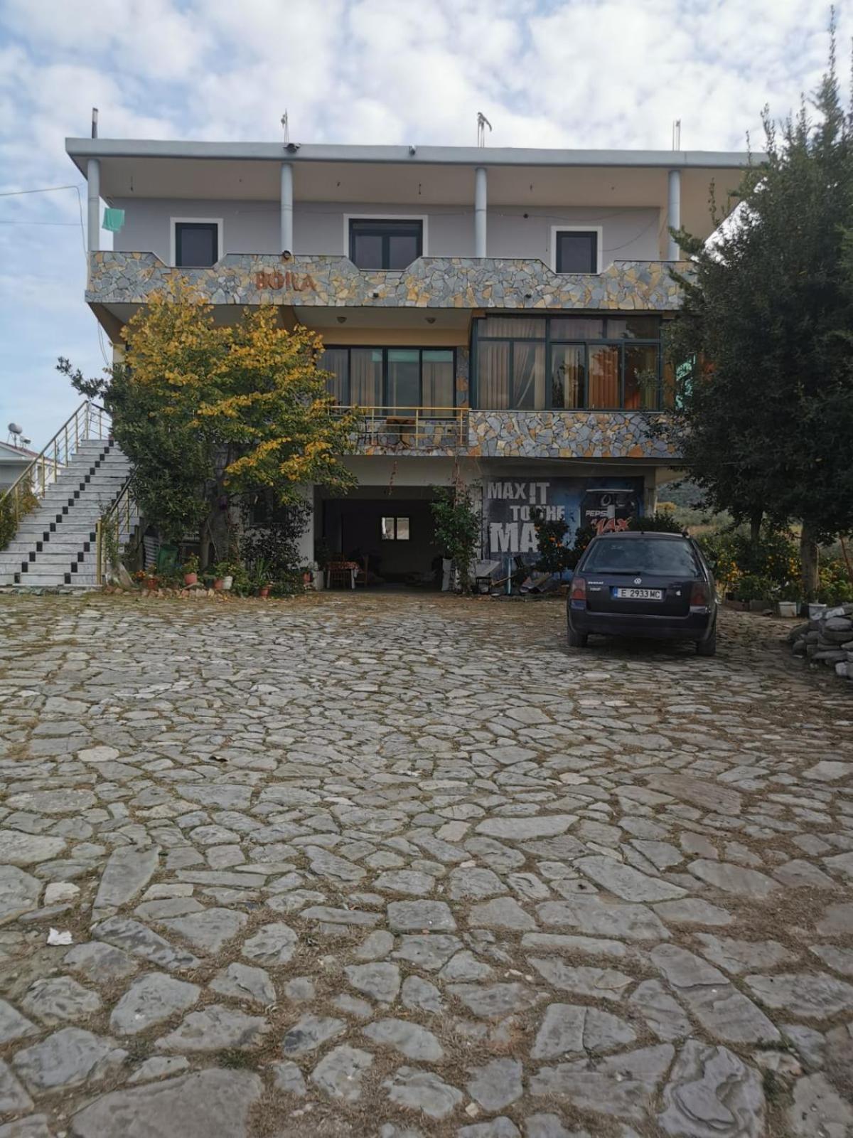 Hotel Bora Gostime Экстерьер фото